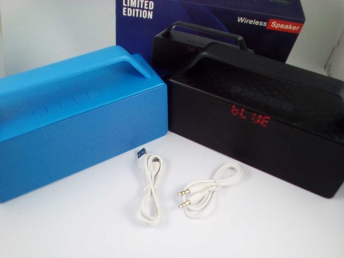 Портативная колонка Bluetooth JBL 186 с дисплеем