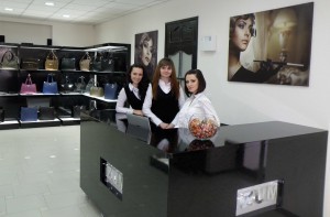 Стол-ресепшн (часть)