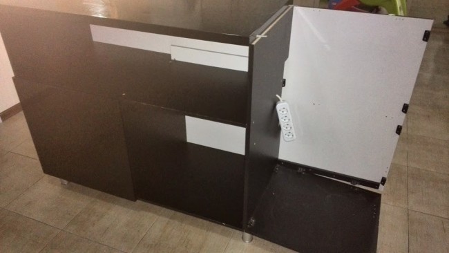 Стол-ресепшн (часть)